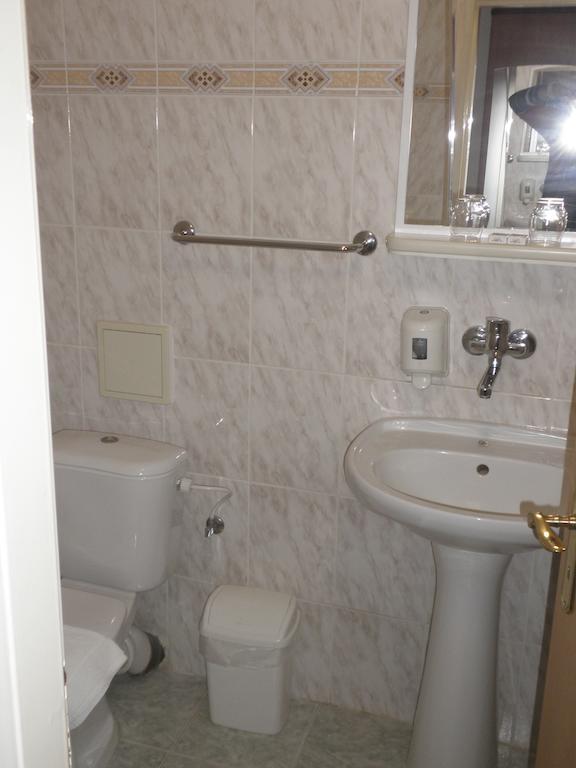 Hotel Le Cafe Pohořelice Δωμάτιο φωτογραφία
