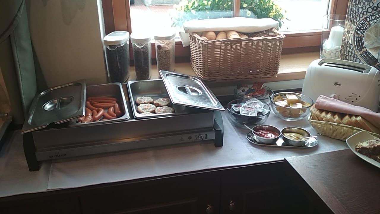 Hotel Le Cafe Pohořelice Εξωτερικό φωτογραφία